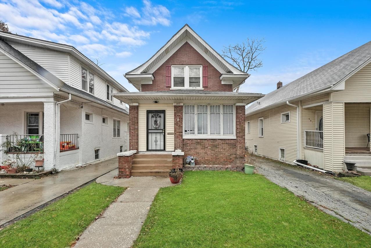 803 N 4th Ave., Maywood, IL 60153