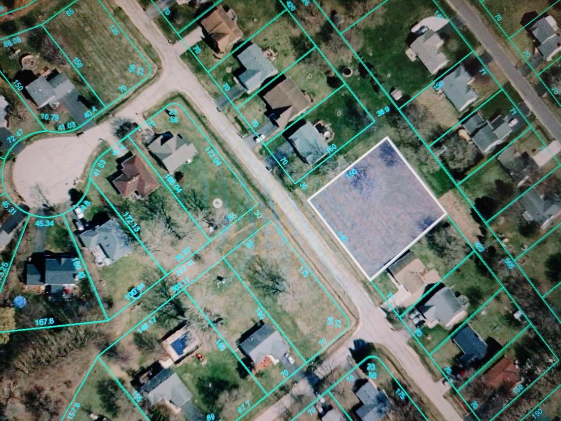 206 SW Benedict Dr., Poplar Grove, IL 61065