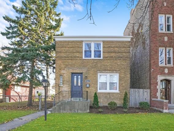 10621 S Calumet Ave., Chicago, IL 60628