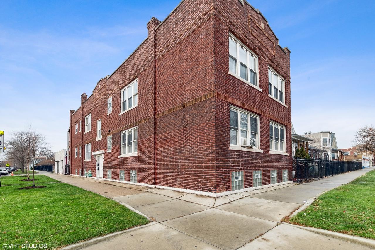 4106 W Hirsch St., Chicago, IL 60651