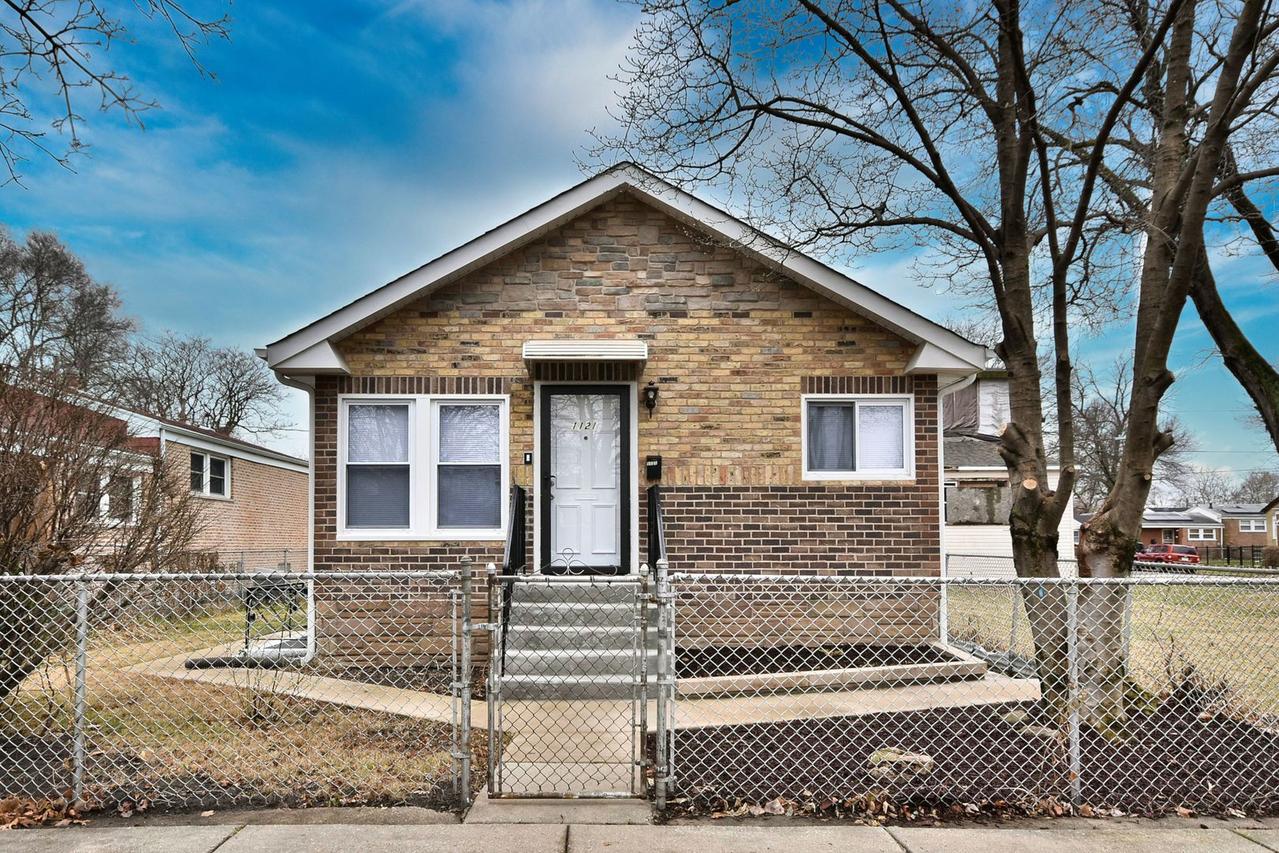 [Address Unavailable], Chicago, IL 60643