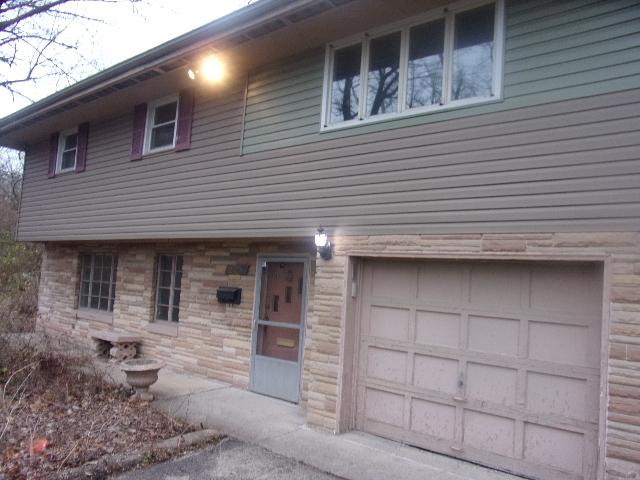 2725 W Radan Ct., West Peoria, IL 61604