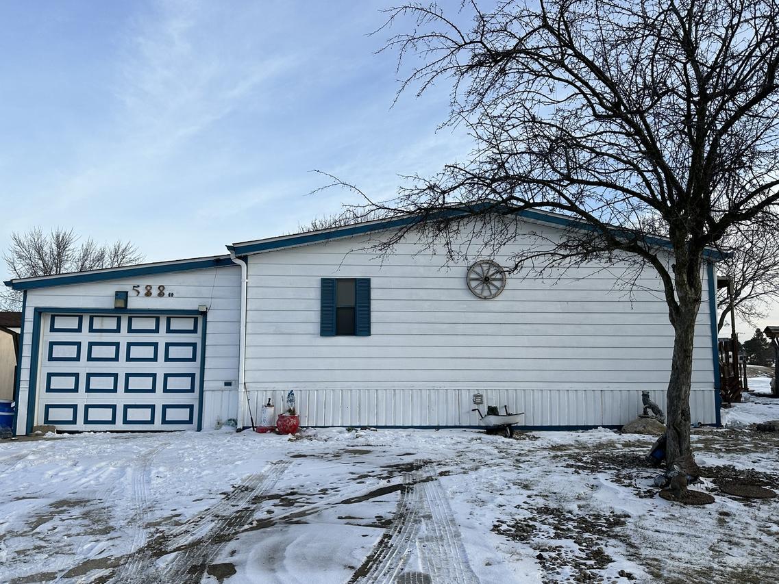 588 Hickory Glen Rd., Matteson, IL 60443