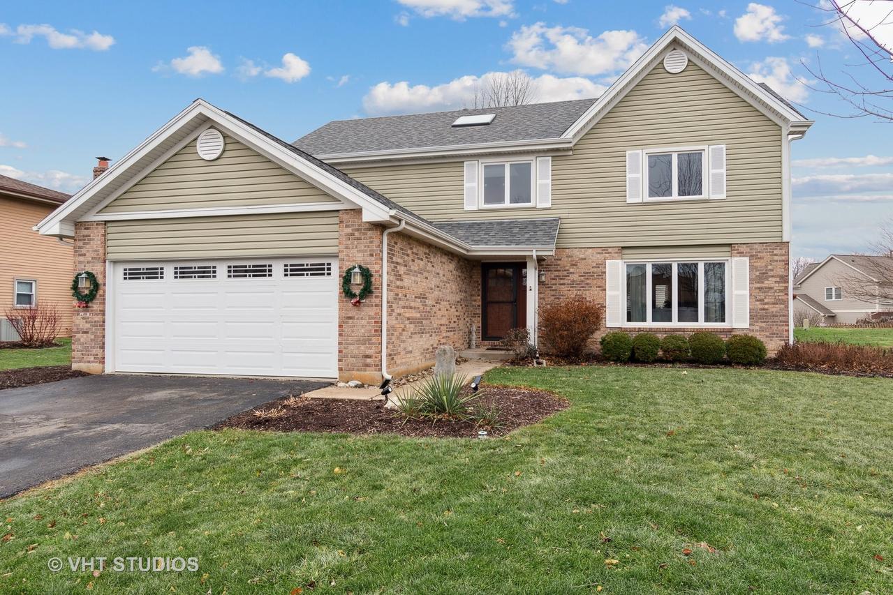 12 Mayfair Ln., Aurora, IL 60504