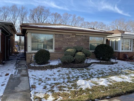 10352 S Green Bay Ave., Chicago, IL 60617