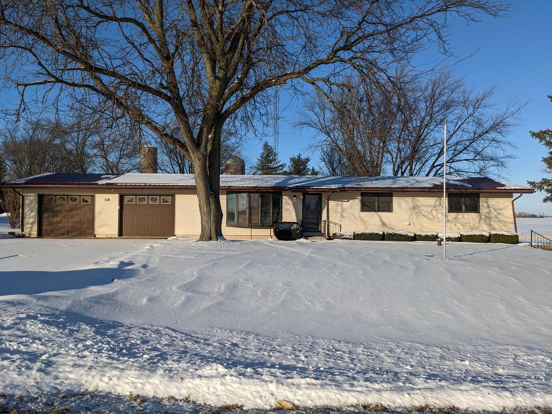 3479 Hilldale Dr., Freeport, IL 61032