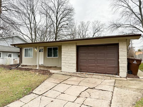 355 Waverly St., Park Forest, IL 60466
