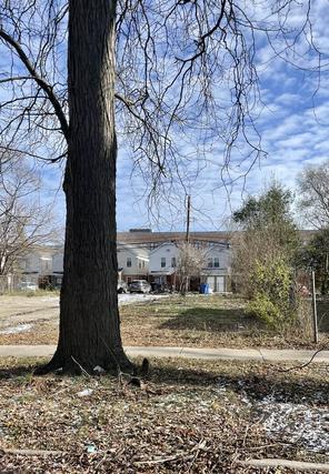 8323 S Buffalo Ave., Chicago, IL 60617