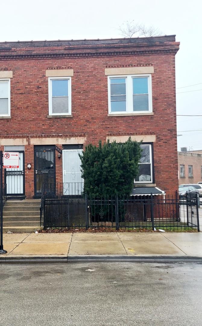 [Address Hidden by Seller], Chicago, IL 60637