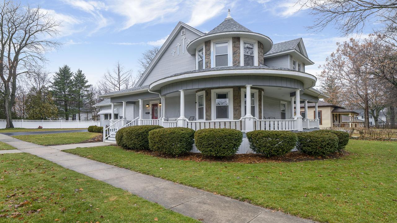 500 Jackson St., Oregon, IL 61061