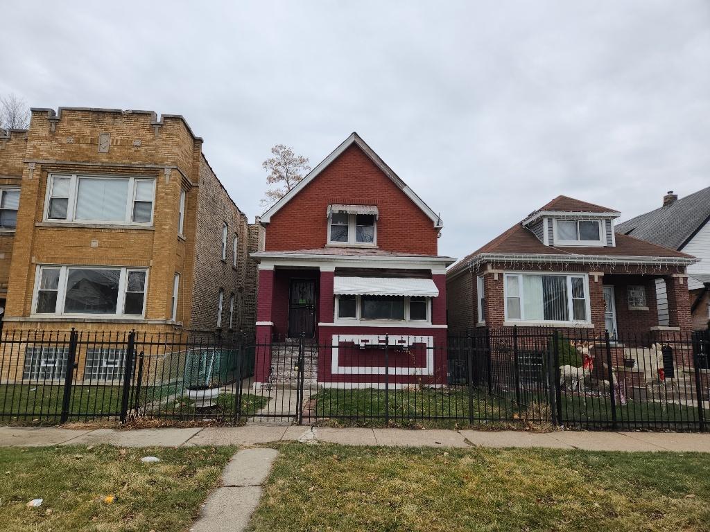 631 N Long Ave., Chicago, IL 60644