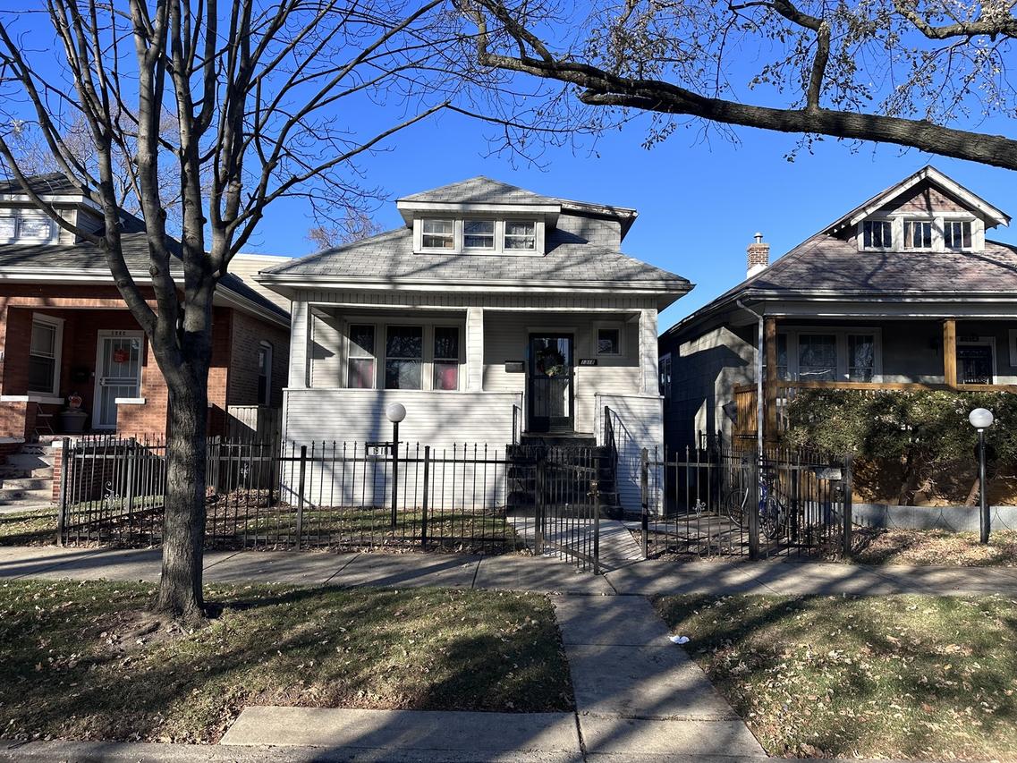 1320 W 98th Pl., Chicago, IL 60643