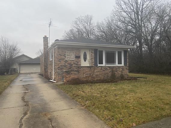 214 W 27th Pl., South Chicago Heights, IL 60411