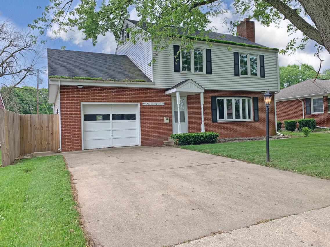 972 Bergen Ave., Ottawa, IL 61350