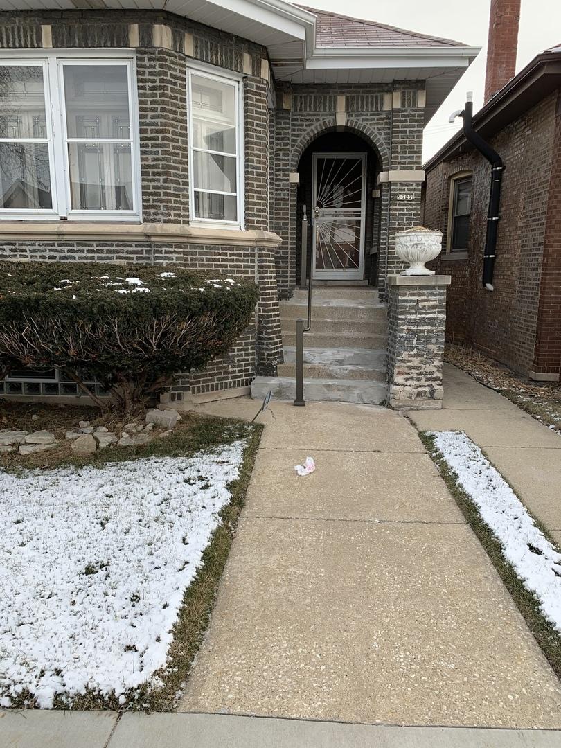 8627 S Wood St., Chicago, IL 60620