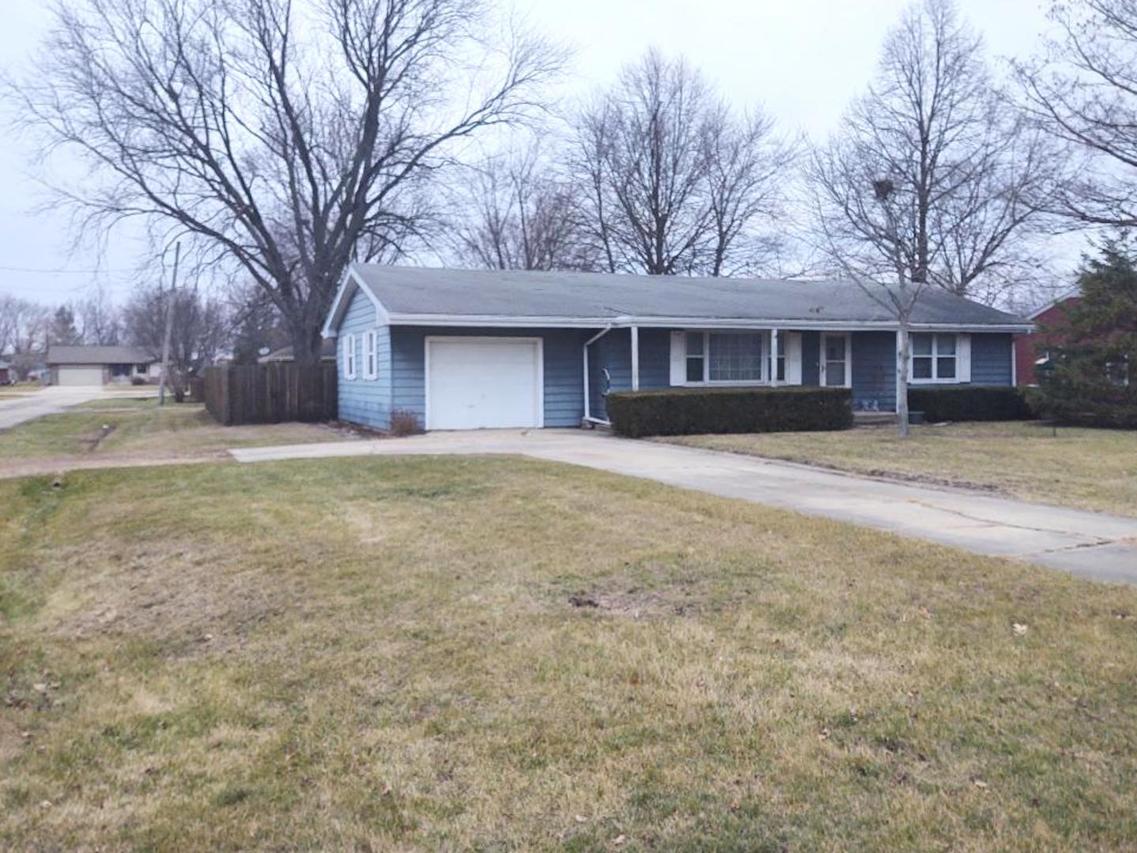 1620 E Division St., Diamond, IL 60416