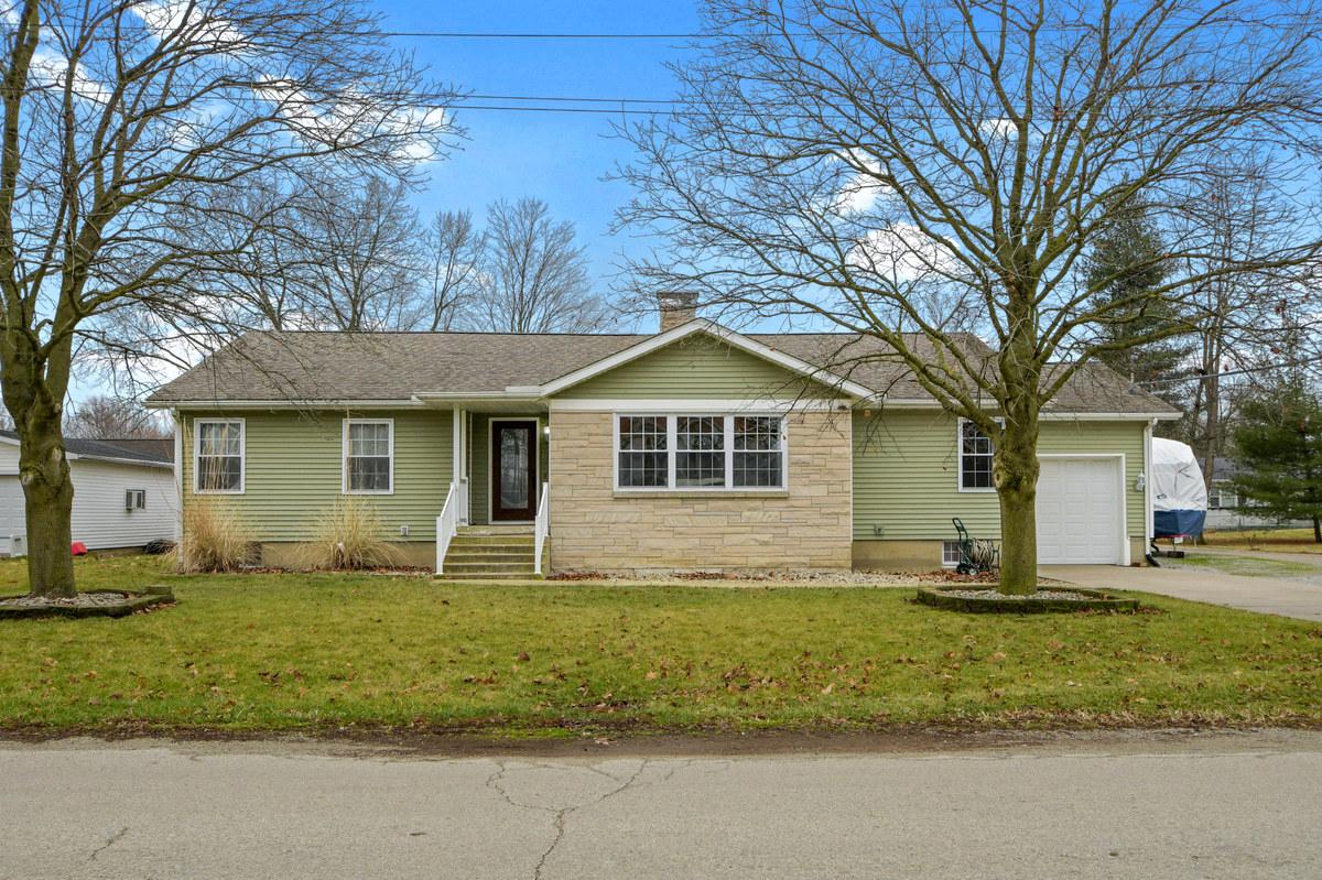 111 E Barker St., Tuscola, IL 61953