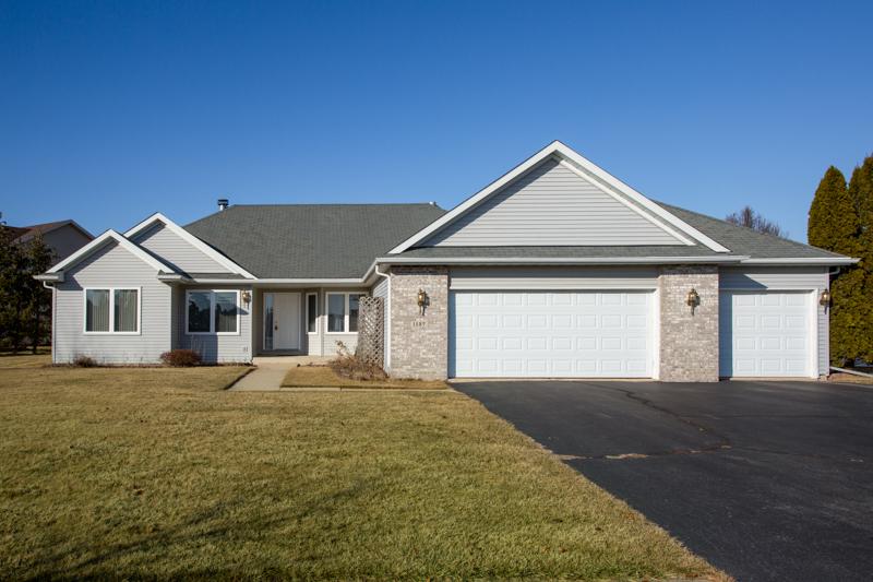 1127 Santa Fe Ave., Davis Junction, IL 61020