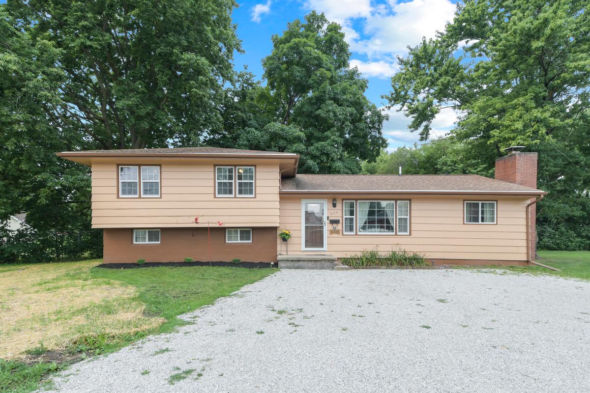505 Cherry St., Tuscola, IL 61953
