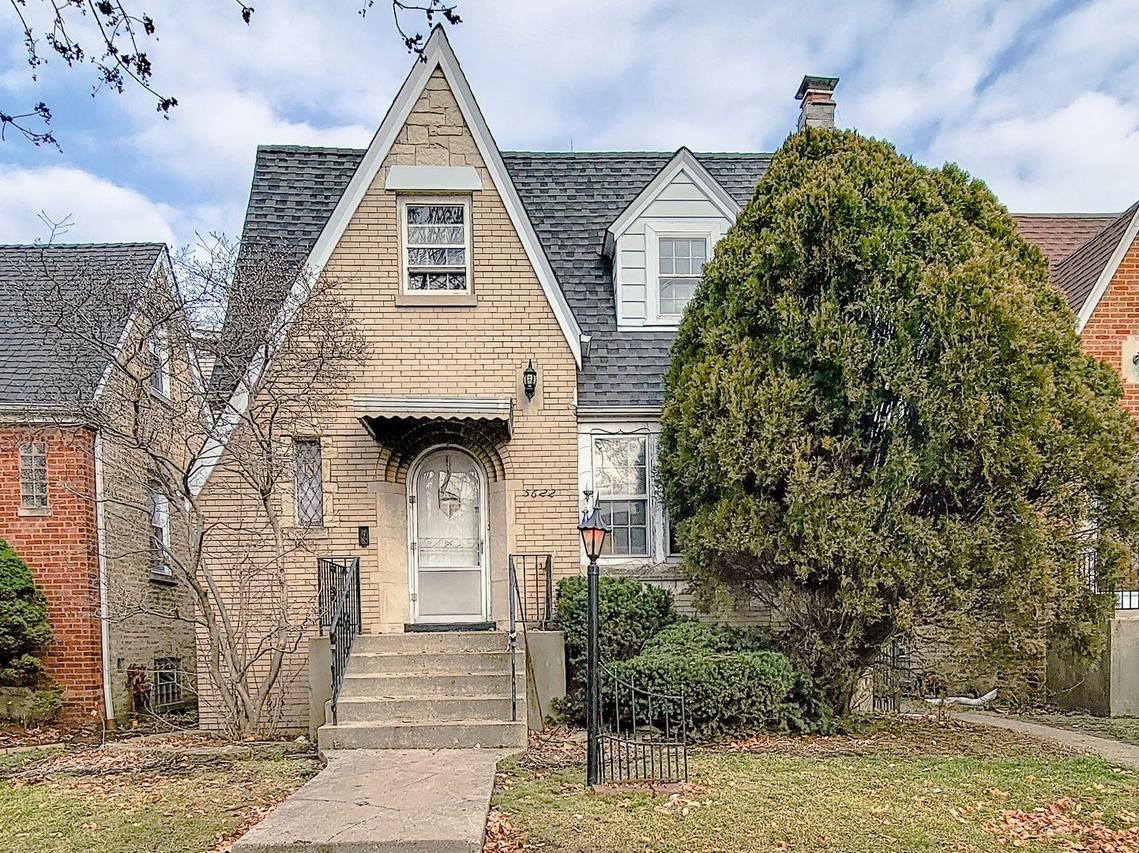 5622 W Cullom Ave., Chicago, IL 60634
