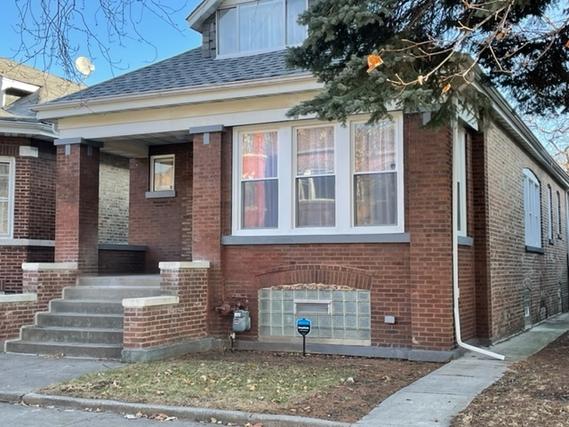 8051 S Laflin St., Chicago, IL 60620