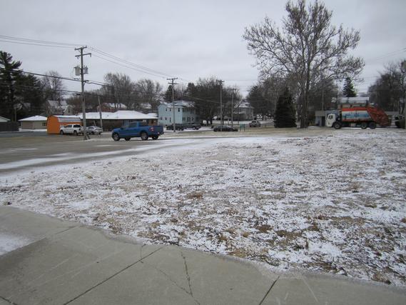 126 E State St., Sycamore, IL 60178