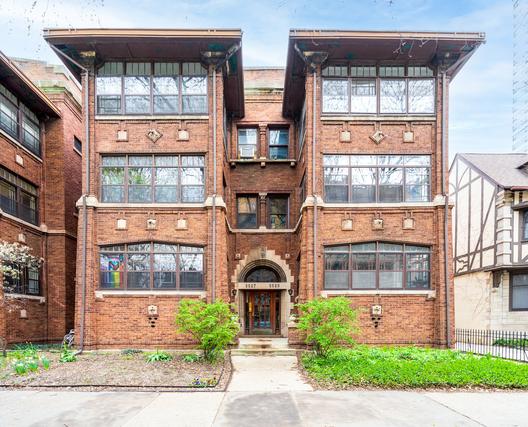 5527 S Hyde Park Blvd. #3, Chicago, IL 60637