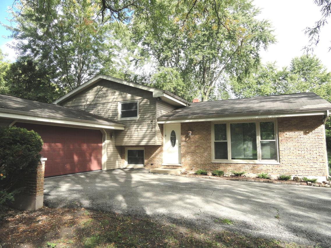 4521 River Dr., Lisle, IL 60532