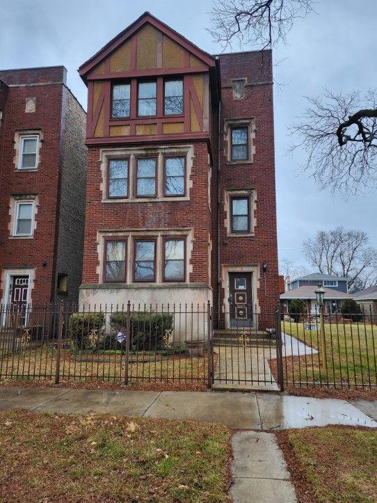 12807 S Emerald Ave., Chicago, IL 60628