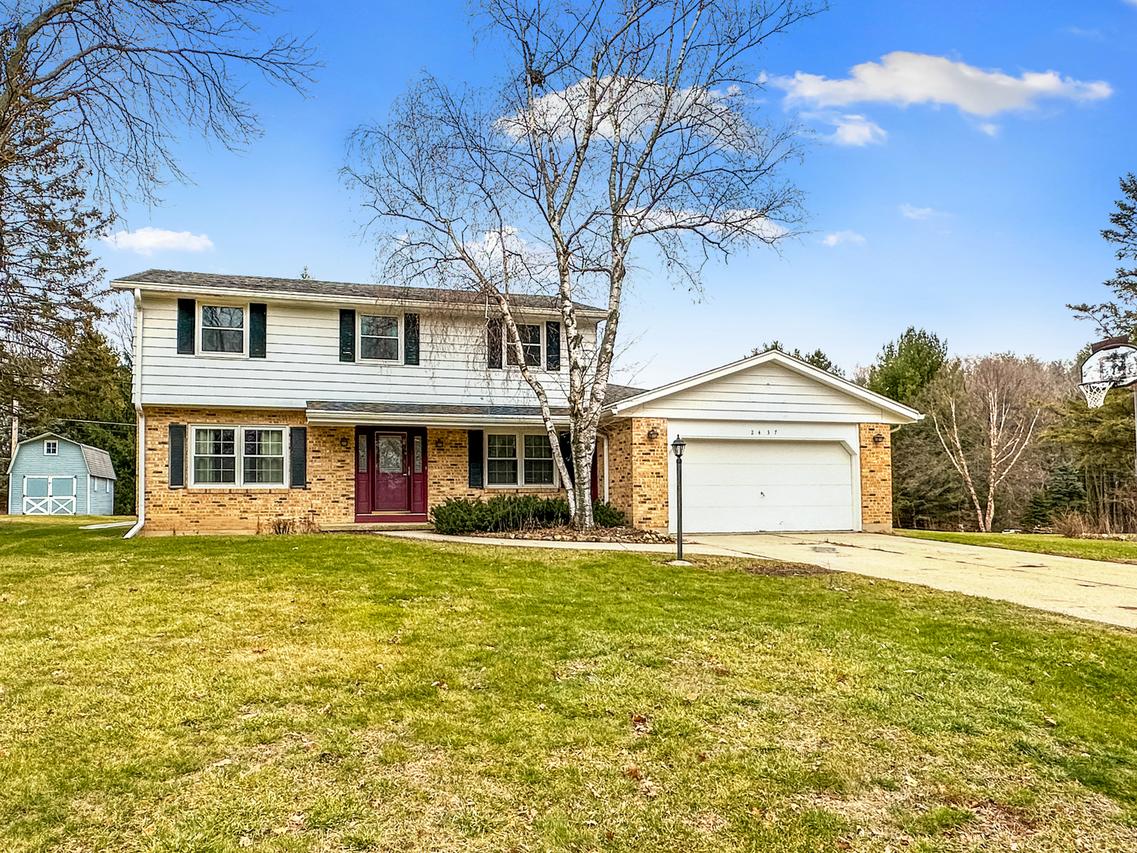 2437 Chelsea Ave., Freeport, IL 61032