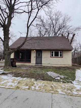 New Homes with a Master Bedroom on the 1st Floor in Park Forest: January 14th to January 20th