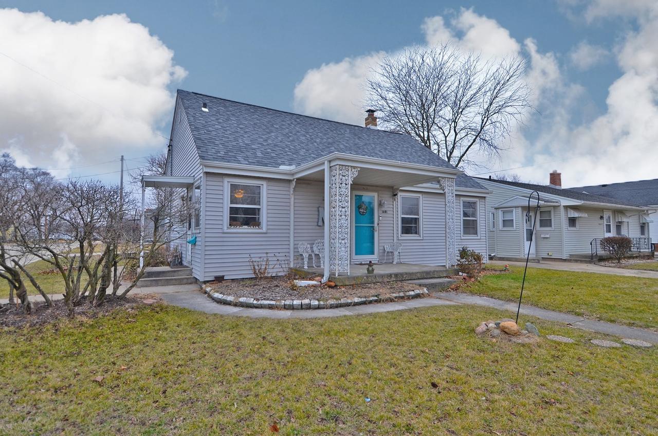 1601 W Madison St., Ottawa, IL 61350