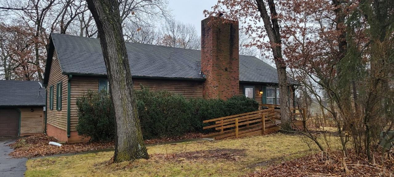 1885 N Daysville Rd., Oregon, IL 61061