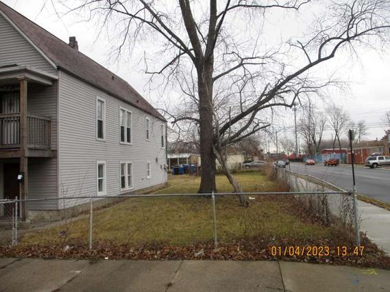 7359 S Claremont Ave., Chicago, IL 60636