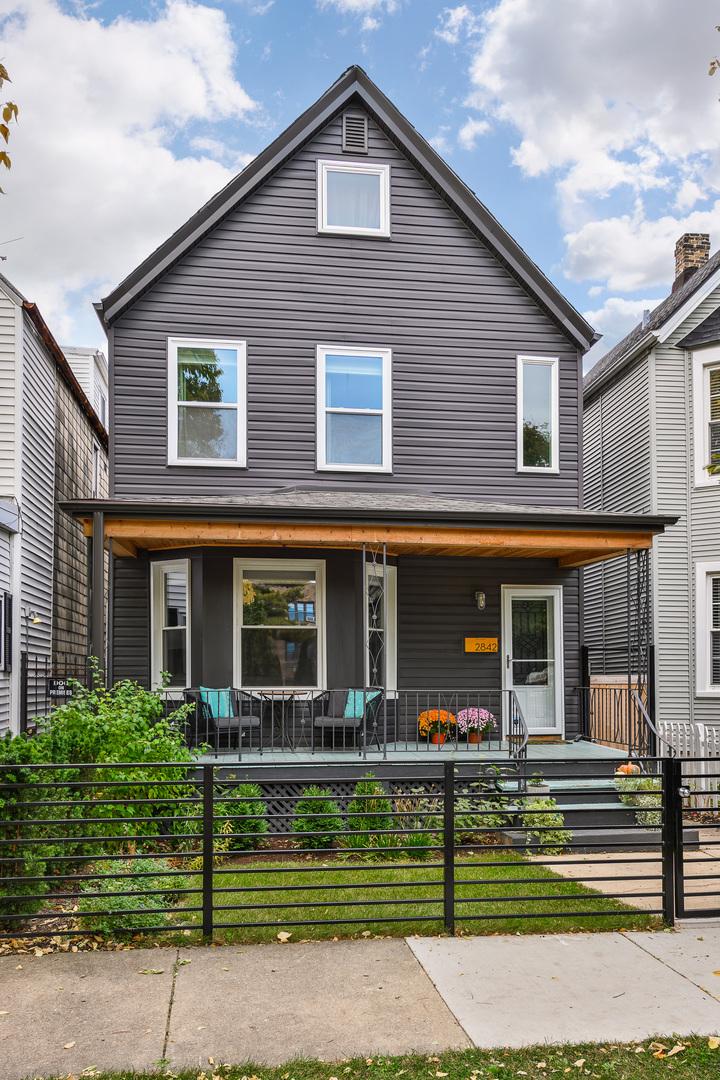2842 N Richmond St., Chicago, IL 60618