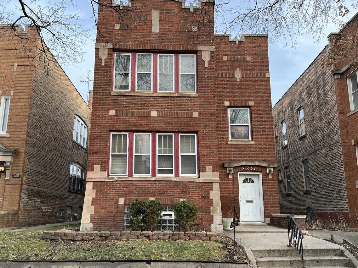 8237 S Sangamon St., Chicago, IL 60620