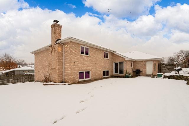 8509 S 83rd Ave., Hickory Hills, IL 60457