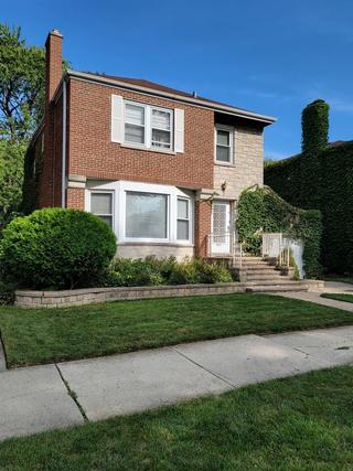 5453 N Virginia Ave., Chicago, IL 60625