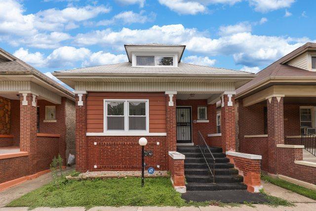 New Homes with a Master Bedroom on the 1st Floor in Grand Crossing: January 21st to January 27th