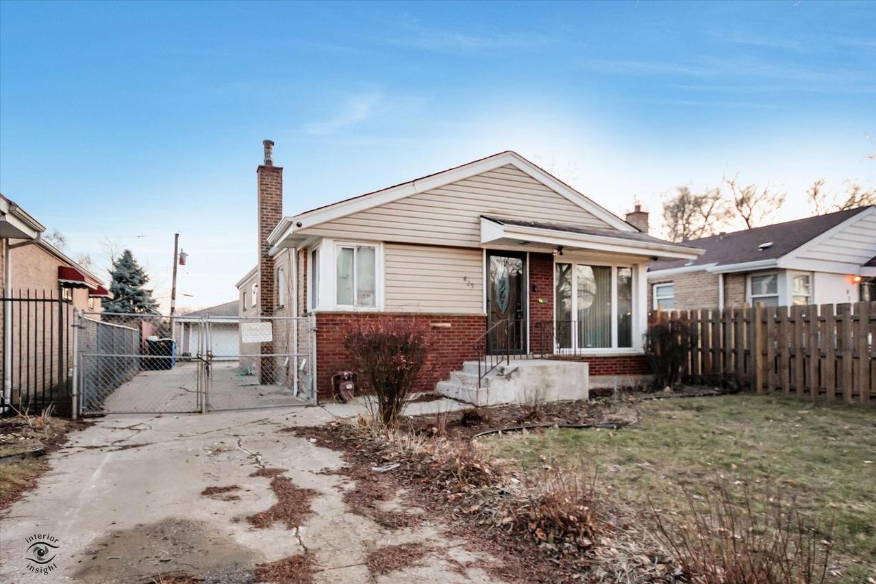 [Address Unavailable], Chicago, IL 60643