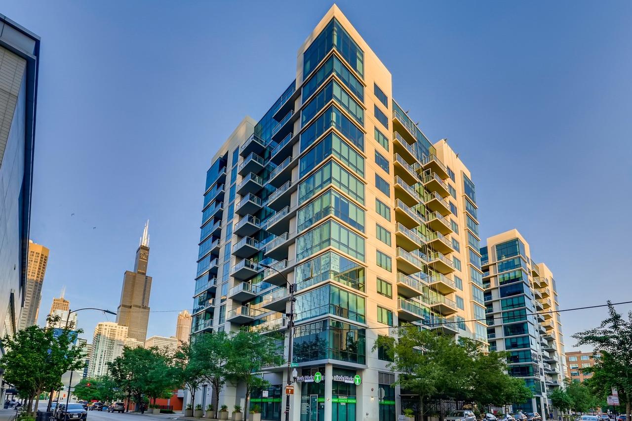 123 S Green St. #1009B, Chicago, IL 60607