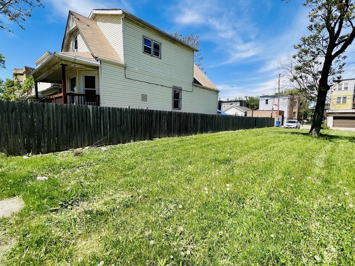 4854 W Gladys Ave., Chicago, IL 60644