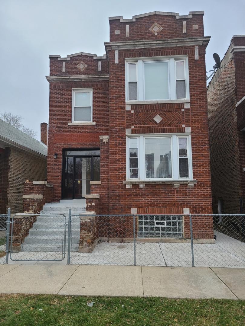 5417 S Hermitage Ave., Chicago, IL 60609