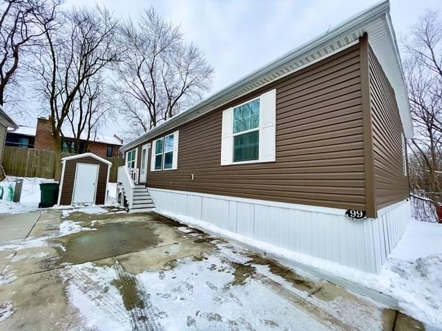 99 S Branch Rd., Northfield, IL 60093