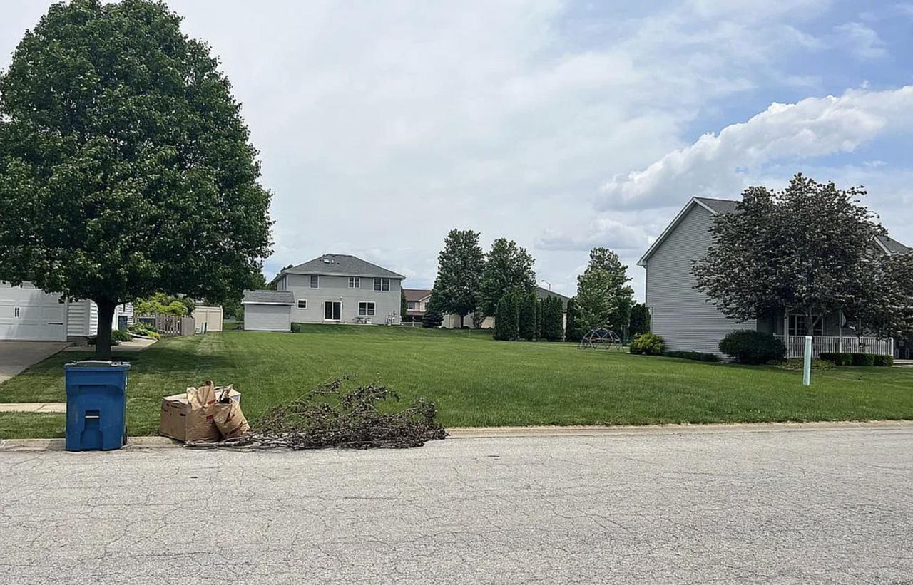 1802 Derby Dr., Bourbonnais, IL 60914