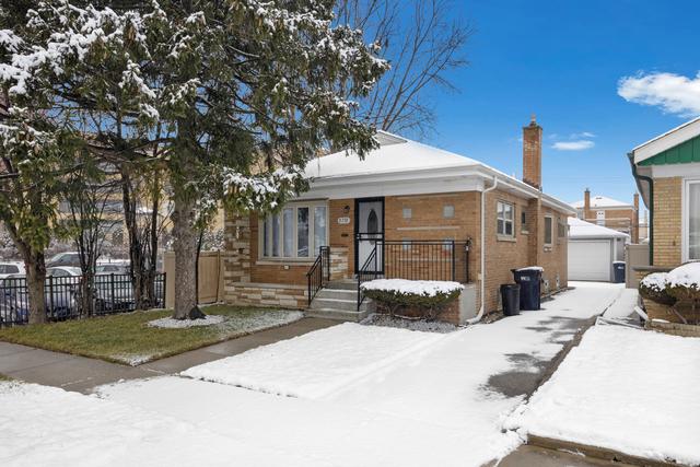 2752 W 94th St., Evergreen Park, IL 60805