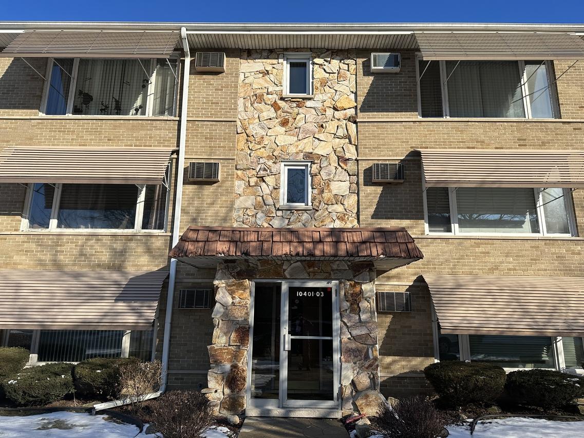 10403 S Keating Ave. #2C, Oak Lawn, IL 60453