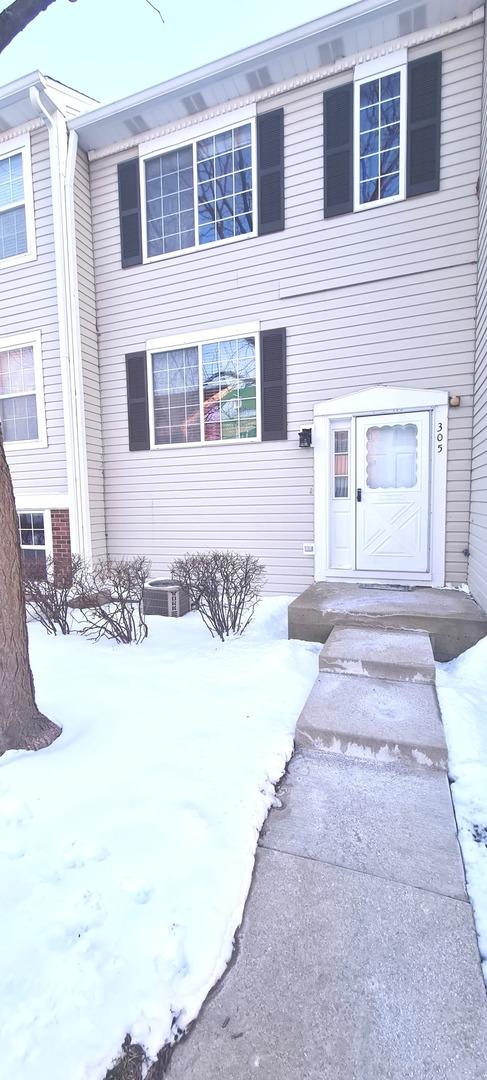 305 E Victoria Cir., North Aurora, IL 60542