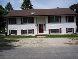 335 S Main St., Leland, IL 60531