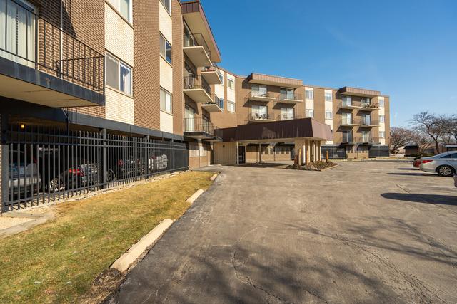 9820 S Pulaski Rd. #315, Oak Lawn, IL 60453